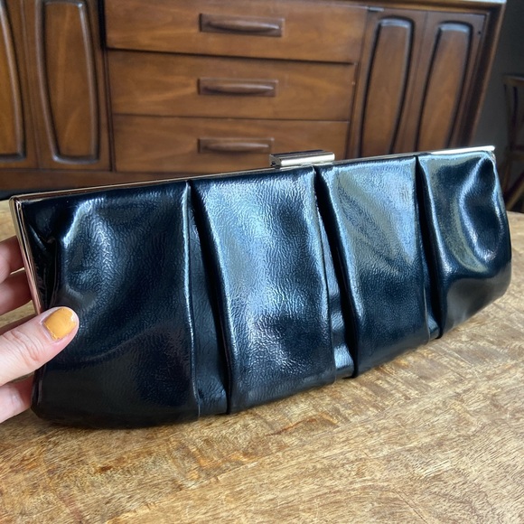 Express Handbags - Patent Leather Clutch || Express